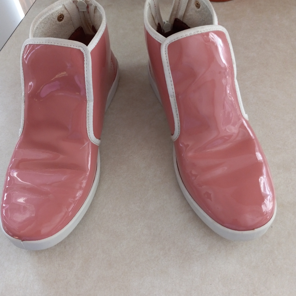 Women's Rivieras Vinyl Zip up Boot